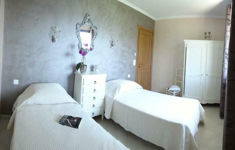 标准间, L'aleandra