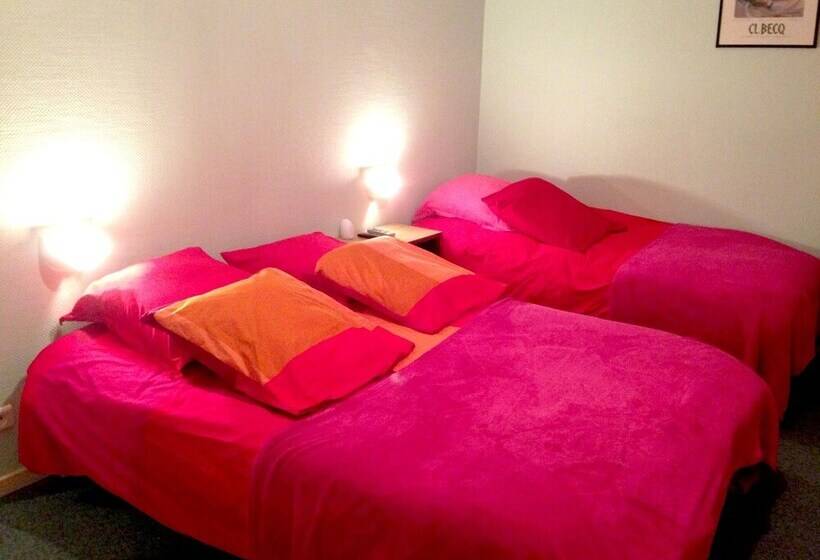 חדר סטנדרט לשלושה, Hôtel Bel Air