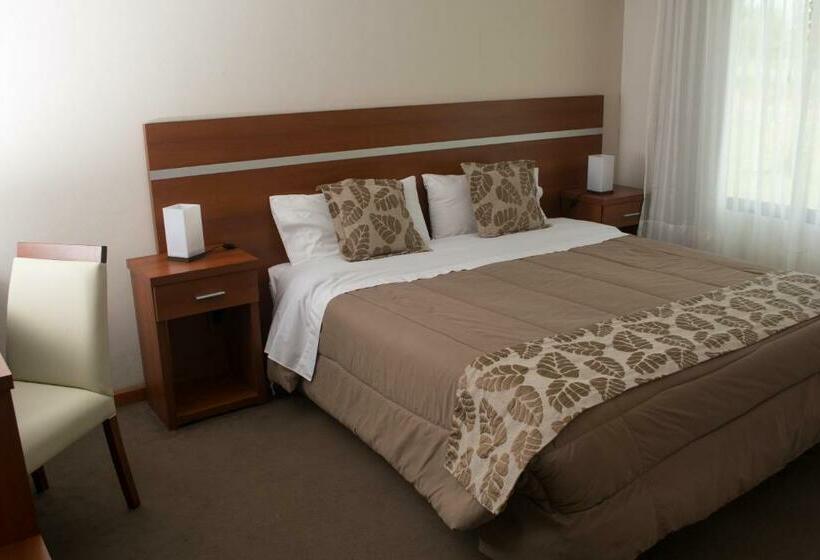 스탠다드 룸, Colón Center