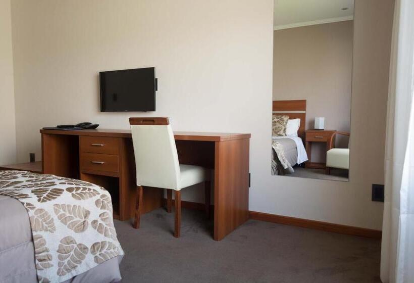 Номер Deluxe, Colón Center