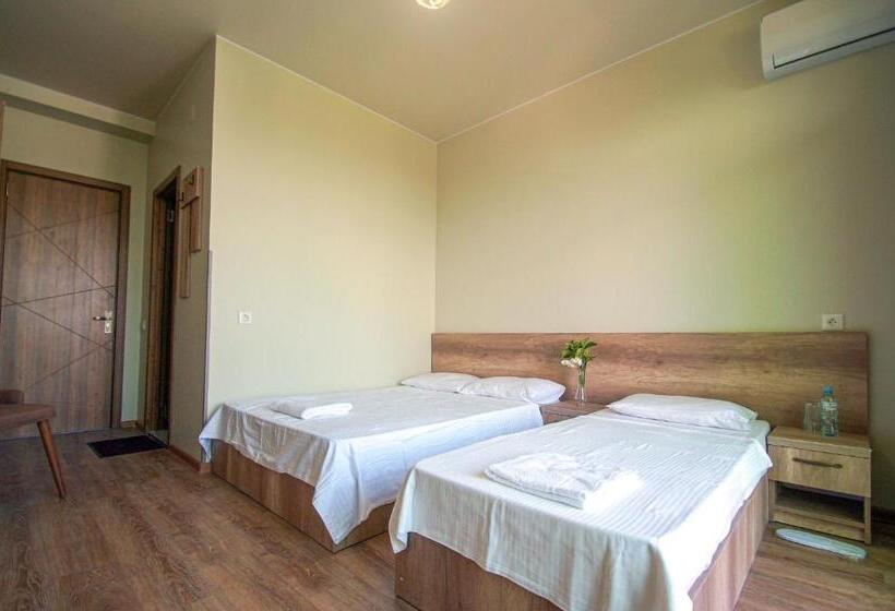 اتاق راحتی سه تخته, Delta