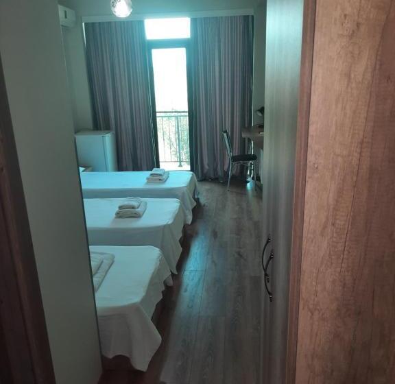 اتاق راحتی سه تخته, Delta