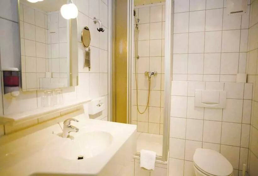 Standard Yhden Hengen Huone, Gabriel