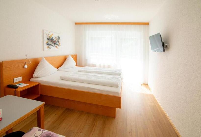 Classic room with balcony, Gabriel