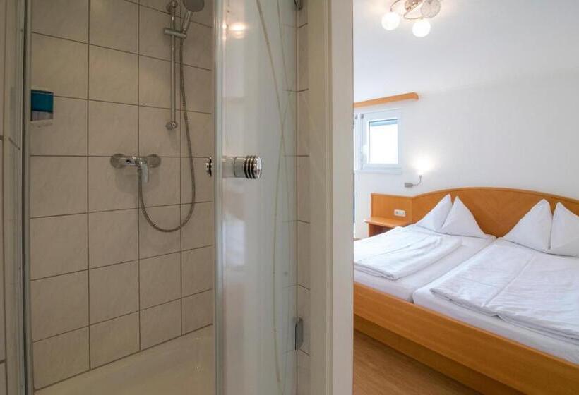 Classic room with balcony, Gabriel