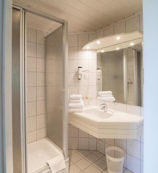 דירת שני חדרים עם מרפת, Gabriel