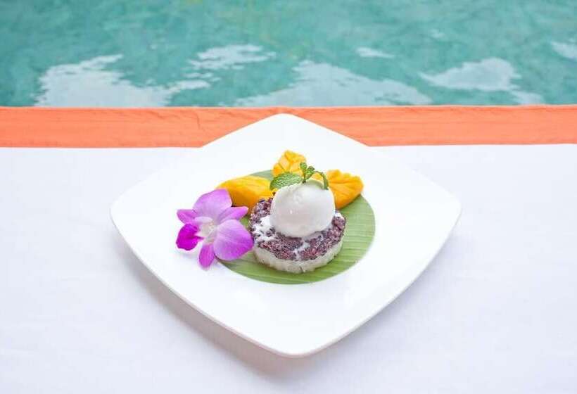 سوئیت خانواده 2 خوابه, Jiny Tran