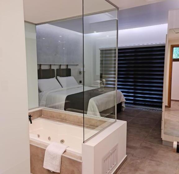 디럭스 자쿠지룸, Mar Azul Suites Apart Boutique