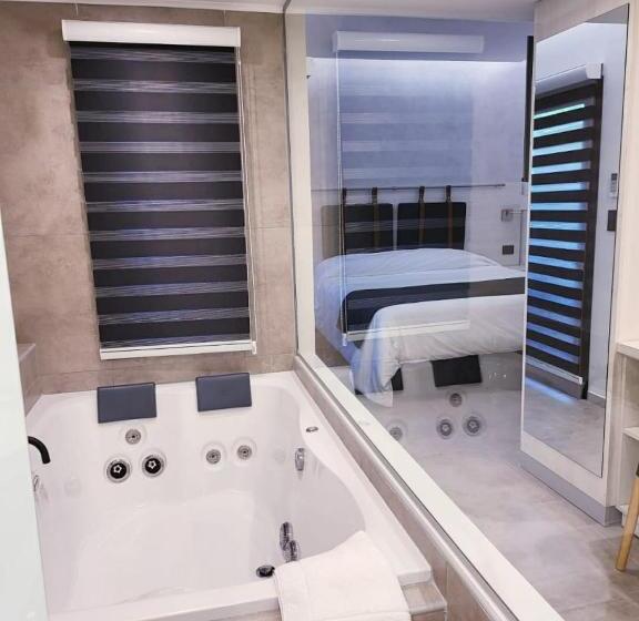 디럭스 자쿠지룸, Mar Azul Suites Apart Boutique