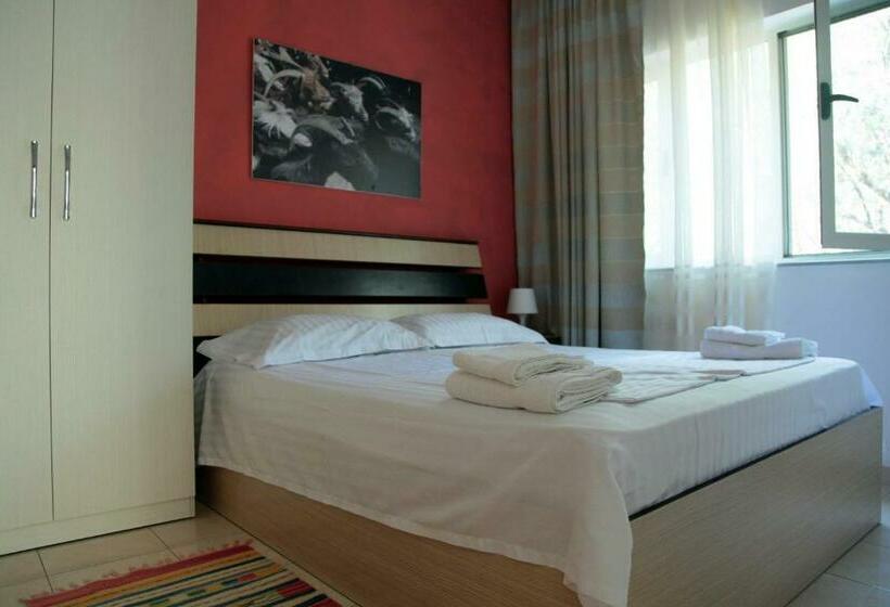 شقة غرفة نوم واحدة مزودة بشُرفة, Princi I Vogel