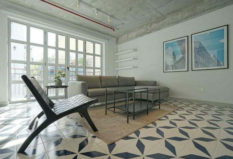 带1个卧室的带阳台的公寓, Casa Contemporánea By Wynwood House