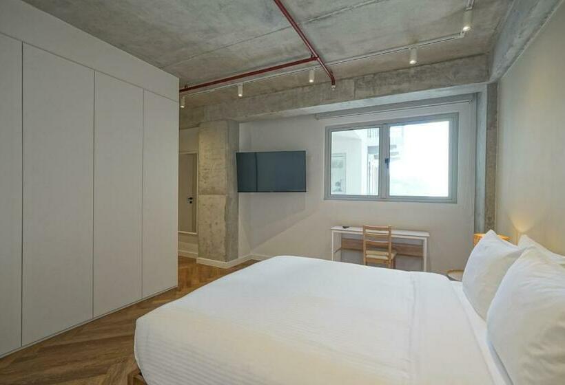 带1个卧室的带阳台的公寓, Casa Contemporánea By Wynwood House