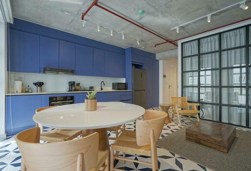 带1个卧室的带阳台的公寓, Casa Contemporánea By Wynwood House