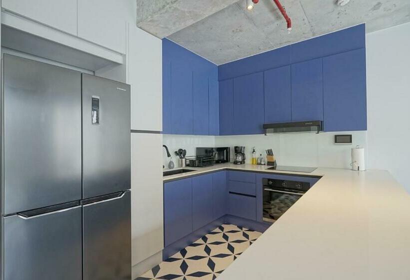 带1个卧室的带阳台的公寓, Casa Contemporánea By Wynwood House