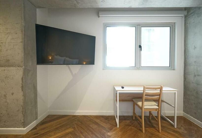 带1个卧室的带阳台的公寓, Casa Contemporánea By Wynwood House