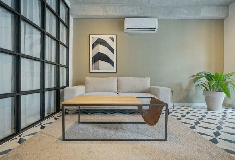 带1个卧室的带阳台的公寓, Casa Contemporánea By Wynwood House