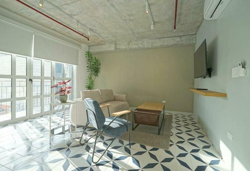 带1个卧室的带阳台的公寓, Casa Contemporánea By Wynwood House