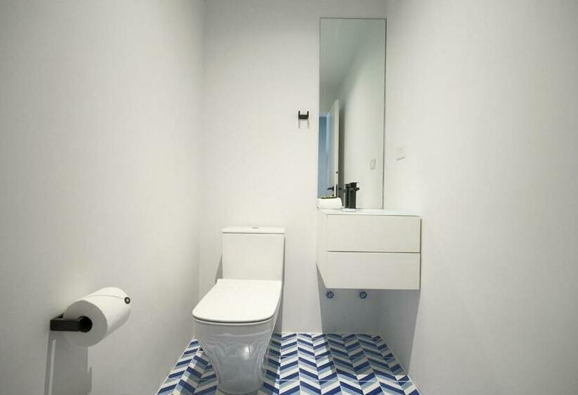 带1个卧室的带阳台的公寓, Casa Contemporánea By Wynwood House