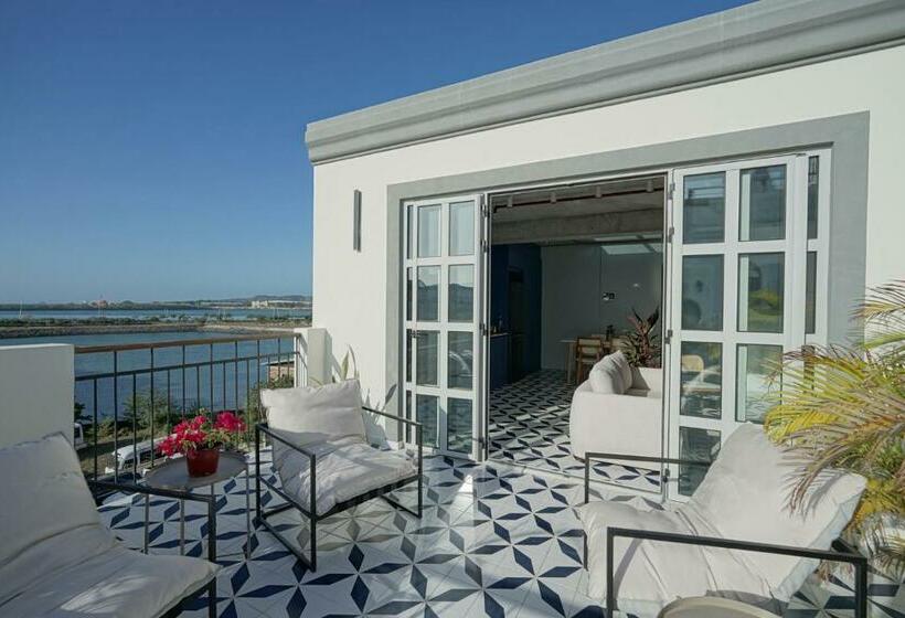 带1个卧室的带阳台的公寓, Casa Contemporánea By Wynwood House