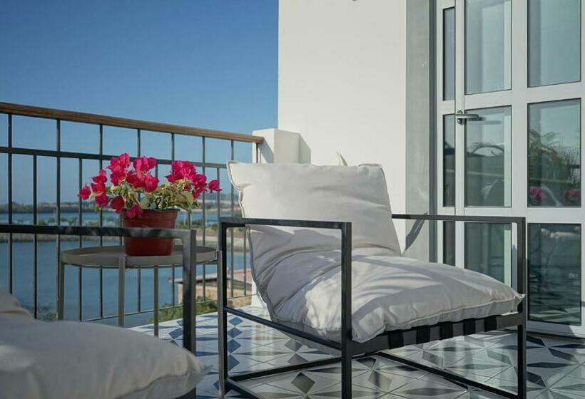 带1个卧室的带阳台的公寓, Casa Contemporánea By Wynwood House