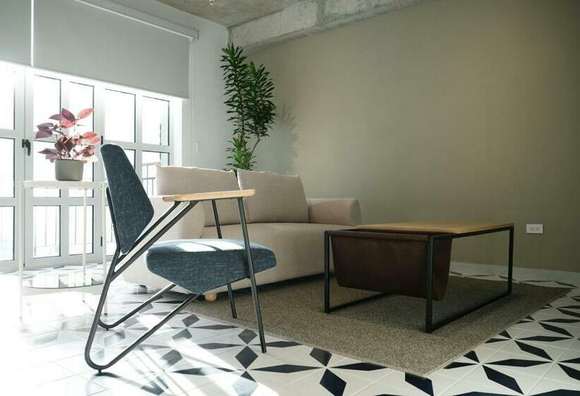 带1个卧室的带阳台的公寓, Casa Contemporánea By Wynwood House