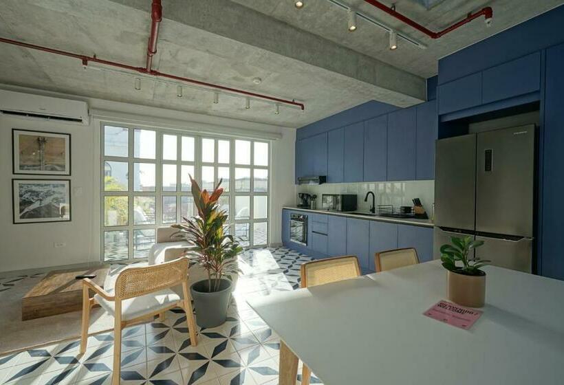 带1个卧室的带阳台的公寓, Casa Contemporánea By Wynwood House