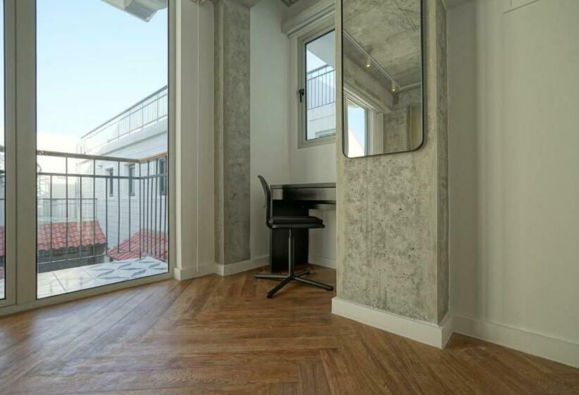 带1个卧室的带阳台的公寓, Casa Contemporánea By Wynwood House