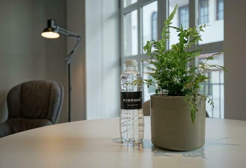 带1个卧室的带阳台的公寓, Casa Contemporánea By Wynwood House