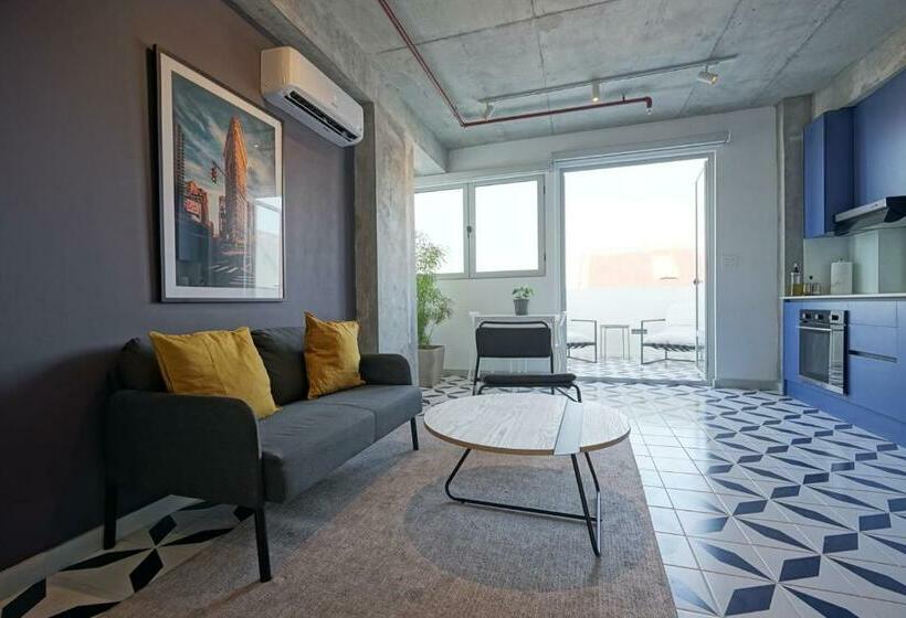 带1个卧室的带阳台的公寓, Casa Contemporánea By Wynwood House