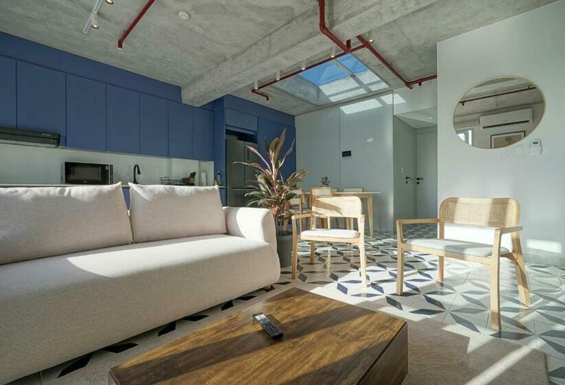 带1个卧室的带阳台的公寓, Casa Contemporánea By Wynwood House