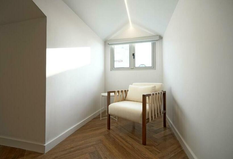 带1个卧室的带阳台的公寓, Casa Contemporánea By Wynwood House