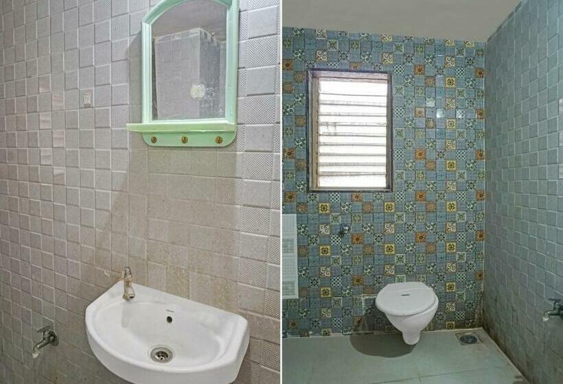 标准间, Thakkar Lodge