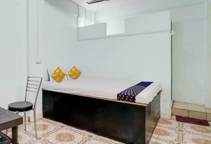 Classic 3 Pers. Værelse, Spot On Chandramukhi Lodging & Bording