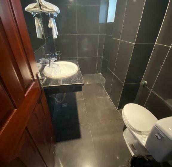 スタンダードルーム, Thang Long