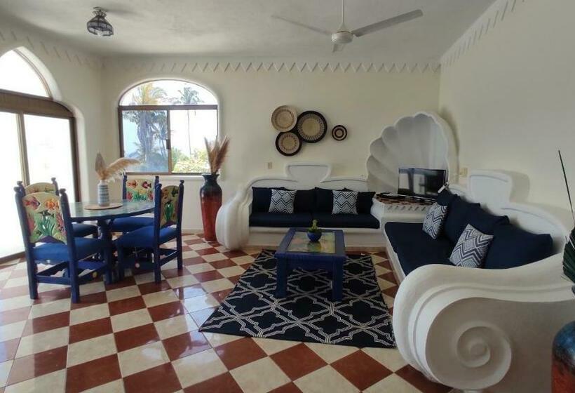 דירת חדר נוף לים, Villas Paradise