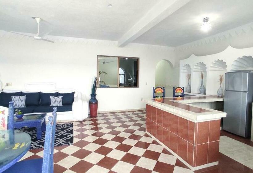 דירת חדר נוף לים, Villas Paradise