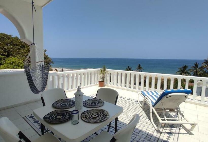 דירת חדר נוף לים, Villas Paradise