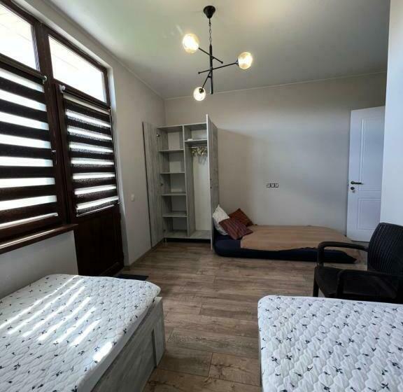 اتاق استاندارد سه نفره, Grand Anaklia Guest