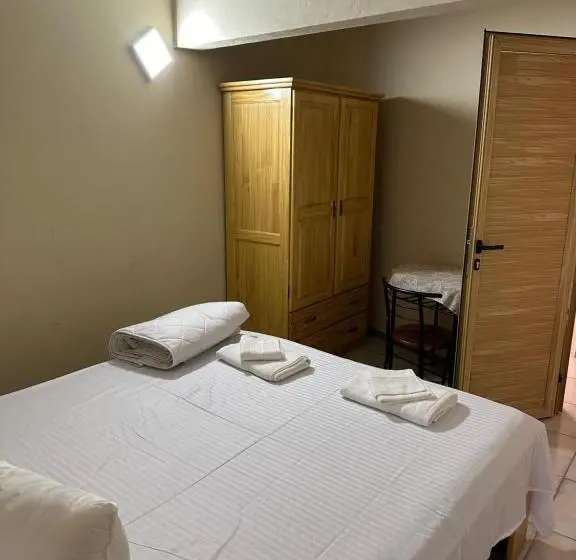 اتاق استاندارد با بالکن, Eleganz Residence