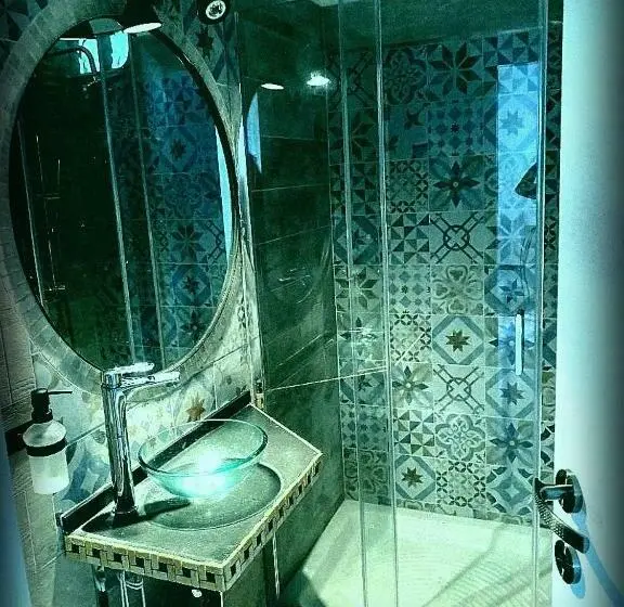 خانه 2 خوابه, Laviniahouse Nettuno