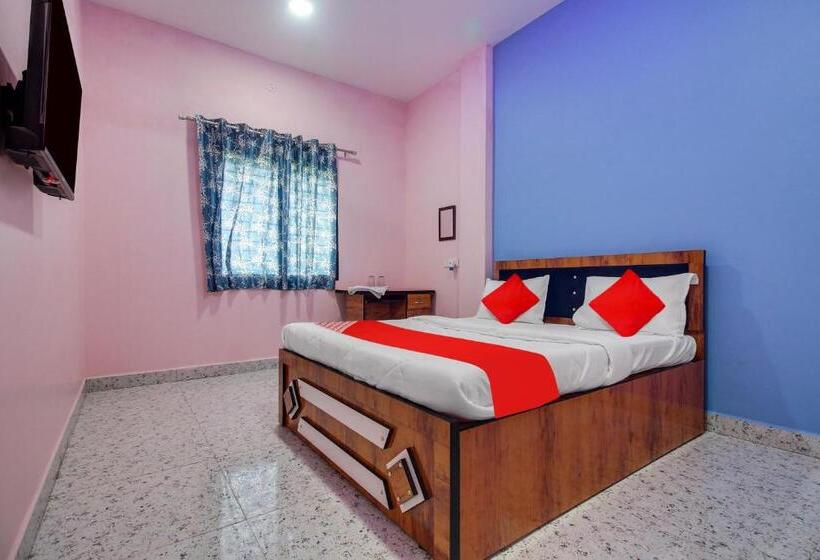 Трехместный Номер Классика, Oyo Flagship Hotel Classic Inn