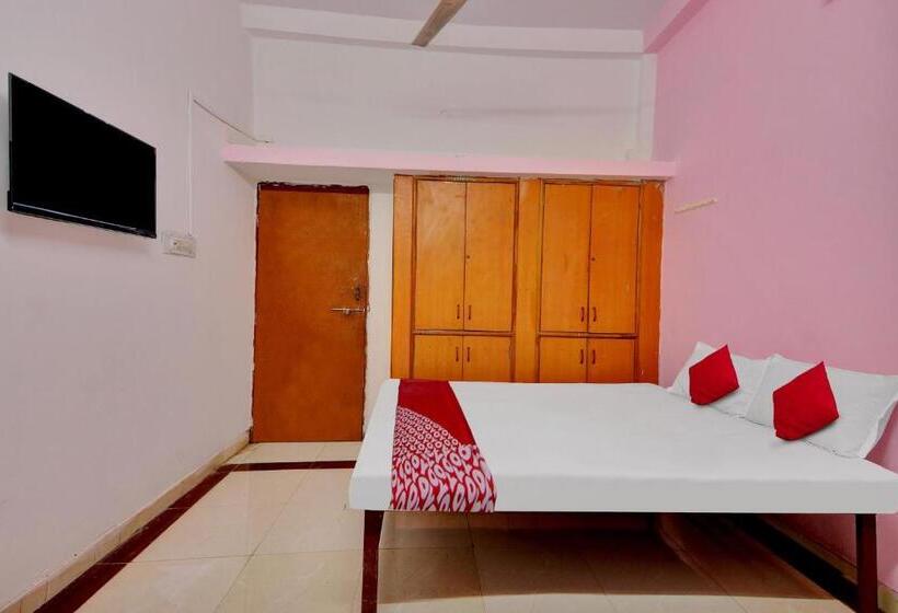 Трехместный Номер Классика, Oyo Flagship Hotel Classic Inn