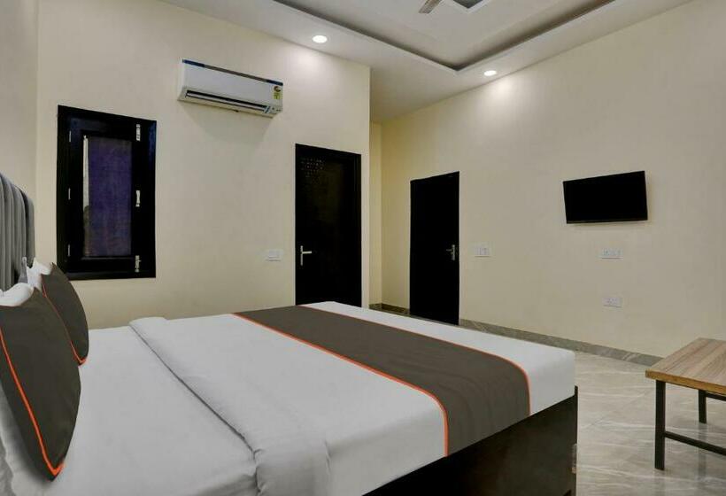 三人经典房间, Oyo Flagship Hotel Cloud Inn