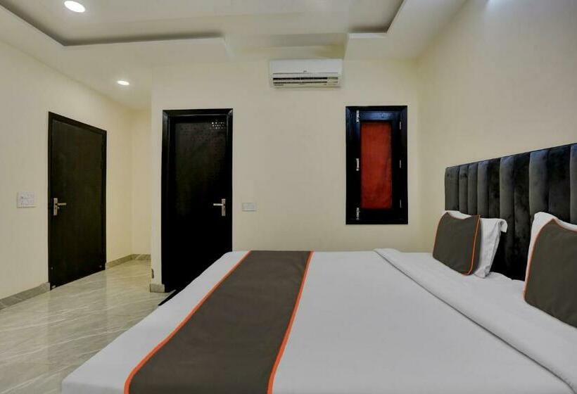 三人经典房间, Oyo Flagship Hotel Cloud Inn