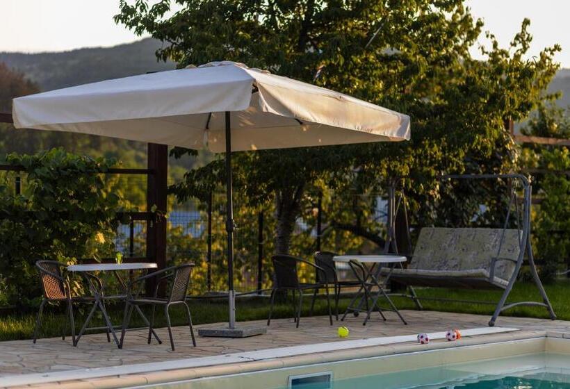 Дом 2 Спальни, Casa Tami