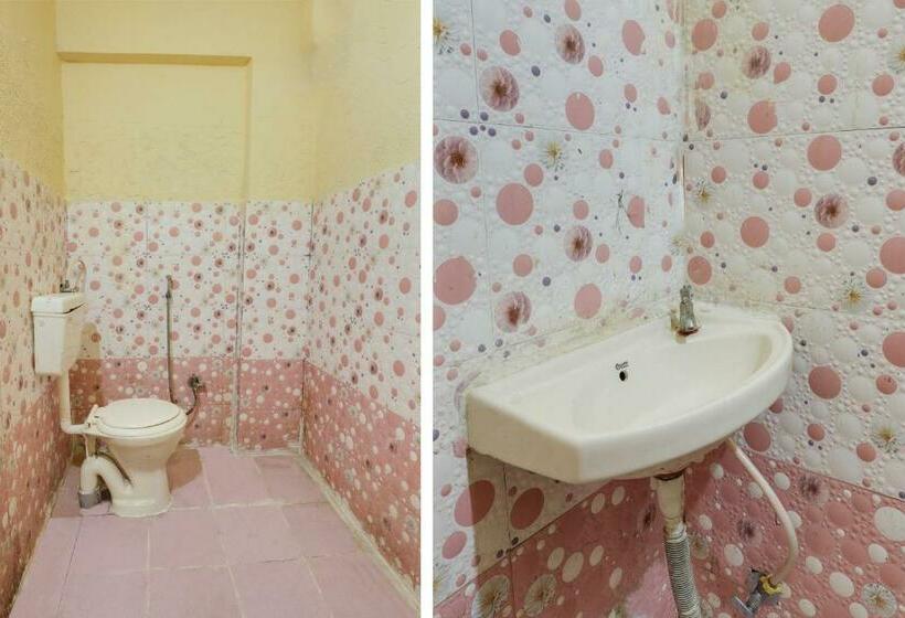 Háromágyas Classic Szoba, Spot On Hotel Shubham