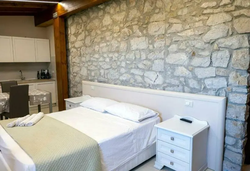 スタンダードルーム, Azienda Agricola Ponterotto