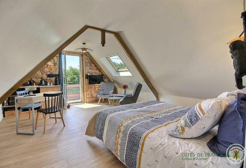 Номер Deluxe, Chambre De Kergomar