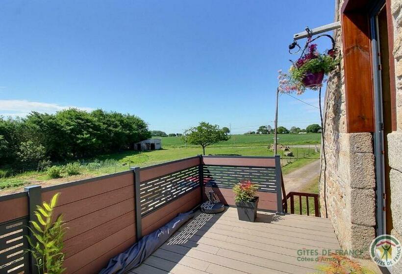 Номер Deluxe, Chambre De Kergomar