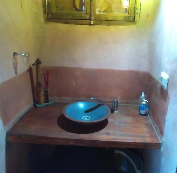 패밀리 방갈로, Alojamiento Ecológico Kurache